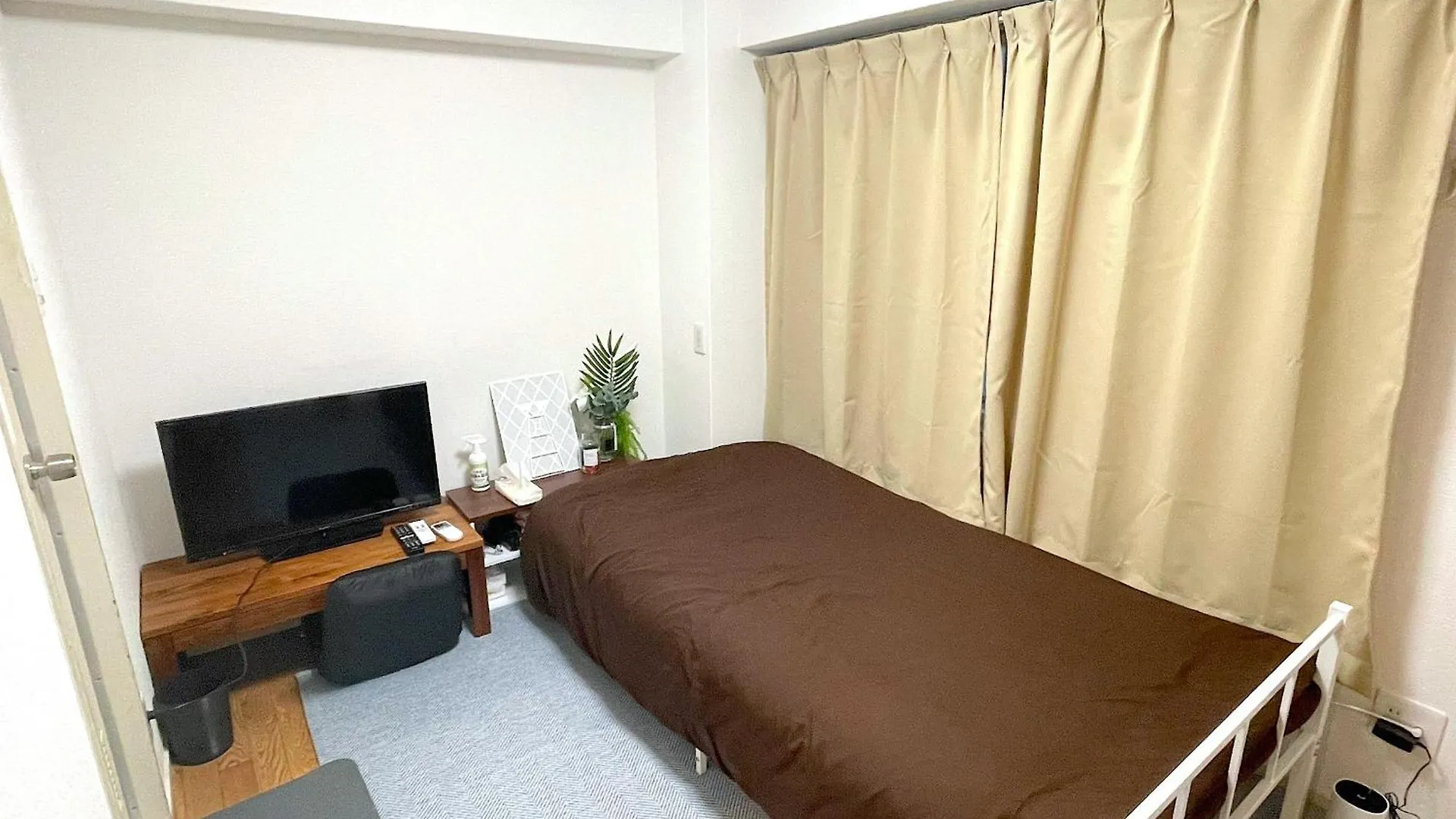 Fukuoka Airport Line Ijiri St Self Check In Apartment Japan